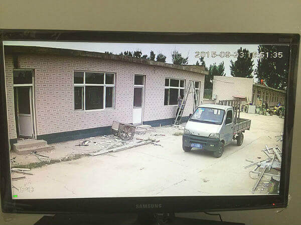 廠區(qū)監(jiān)控房間和街道的畫面