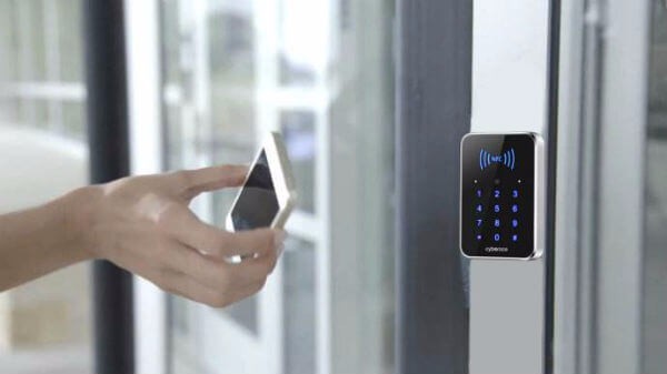 門禁的4種識(shí)別方式優(yōu)劣對(duì)比及應(yīng)用場景